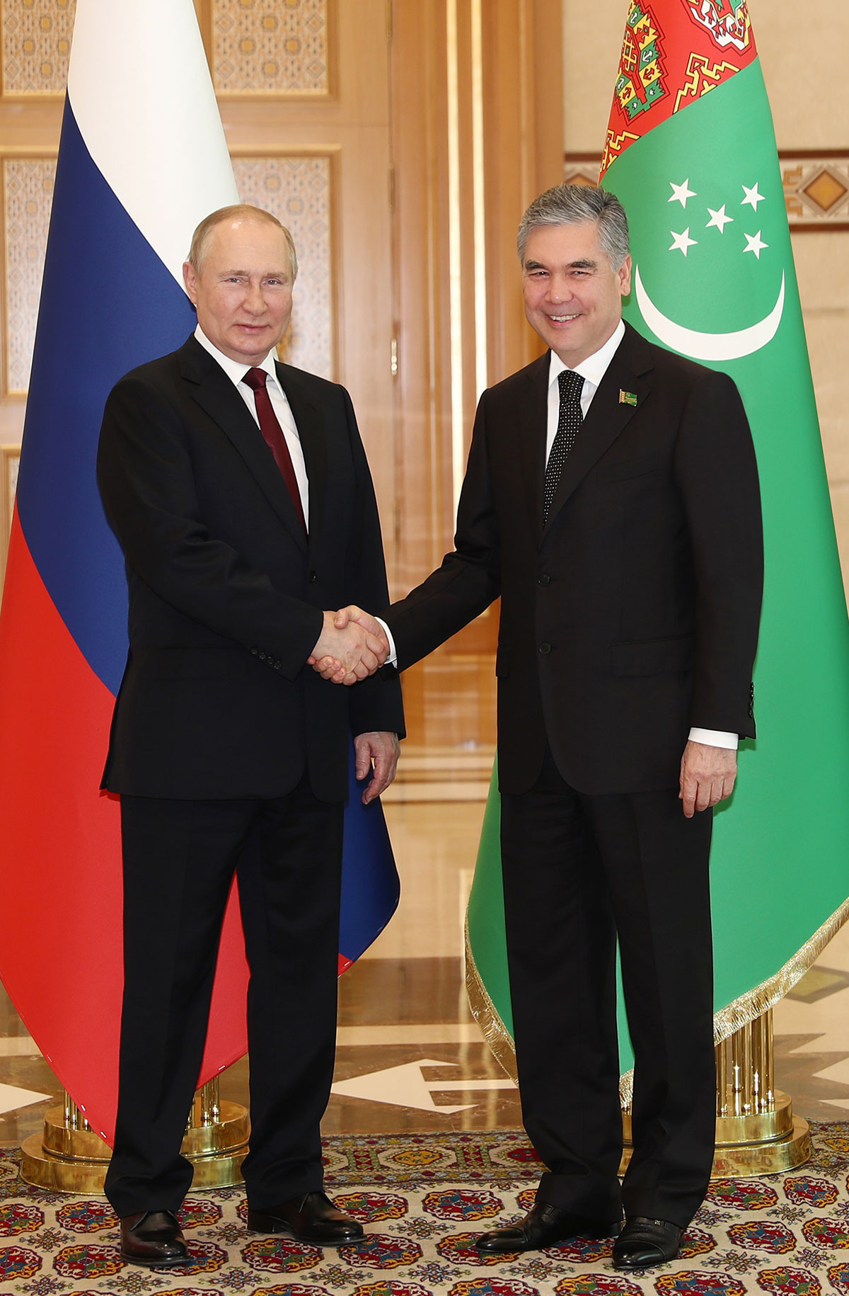 Meeting of the Chairman of the Halk Maslahaty of the Milli Gengesh of Turkmenistan with the President of the Russian Federation